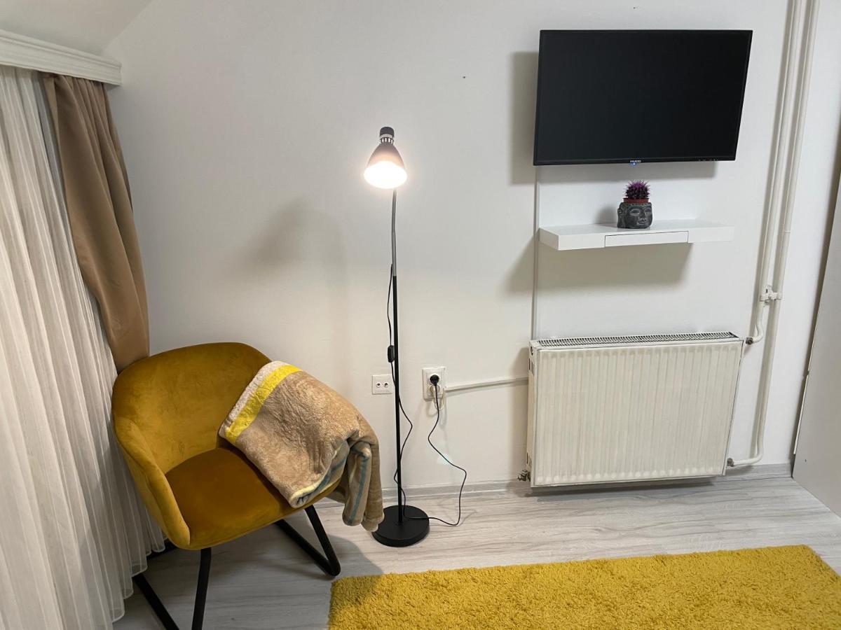 My Studio Pr Приштина Экстерьер фото